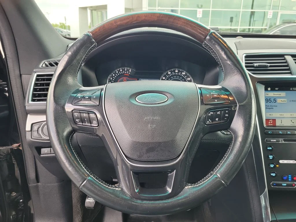 Used 2017 Ford Explorer - photo 1