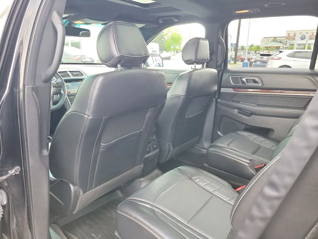 Used 2017 Ford Explorer - photo 23