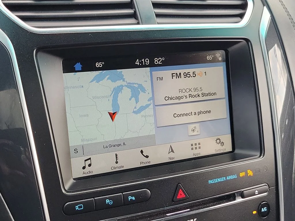Used 2017 Ford Explorer - photo 8