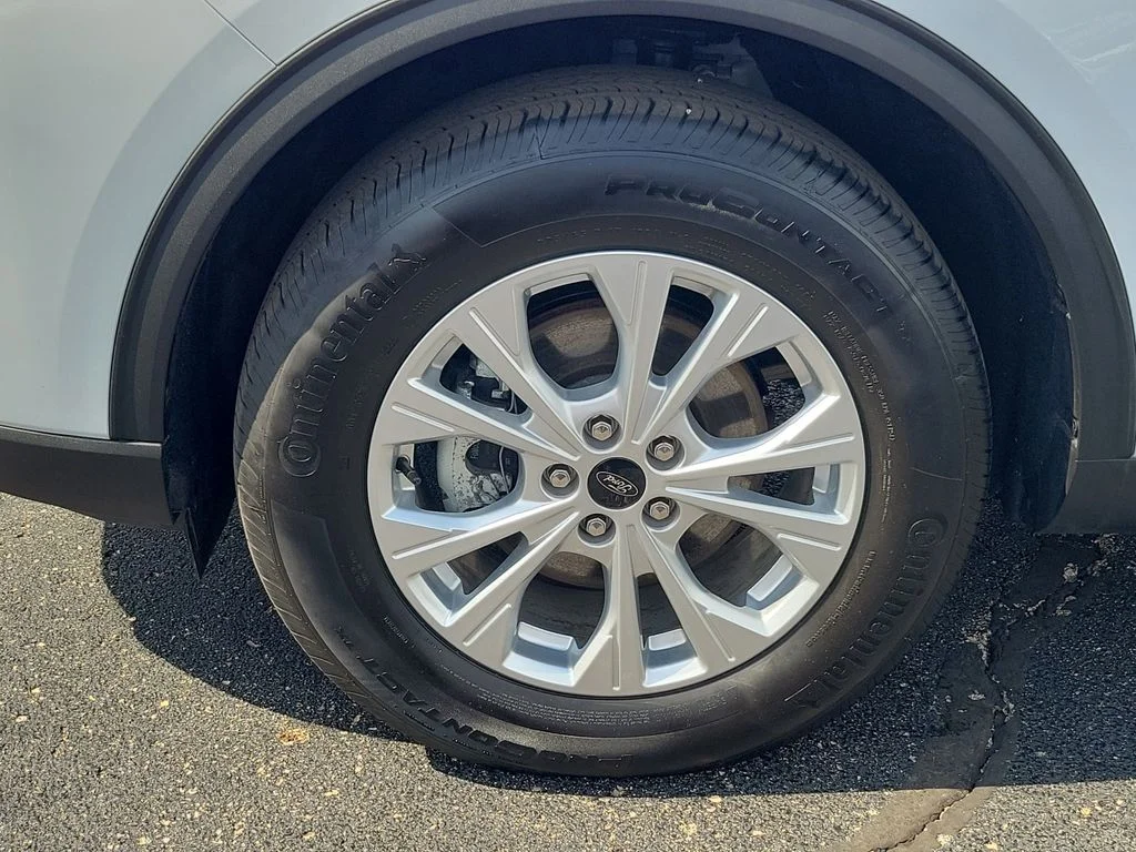 Used 2025 Ford Escape - photo 29