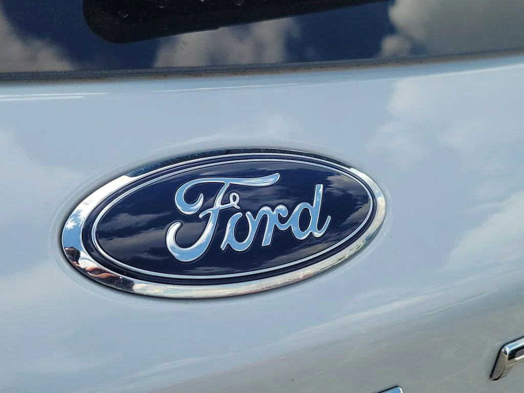 Used 2025 Ford Escape - photo 5