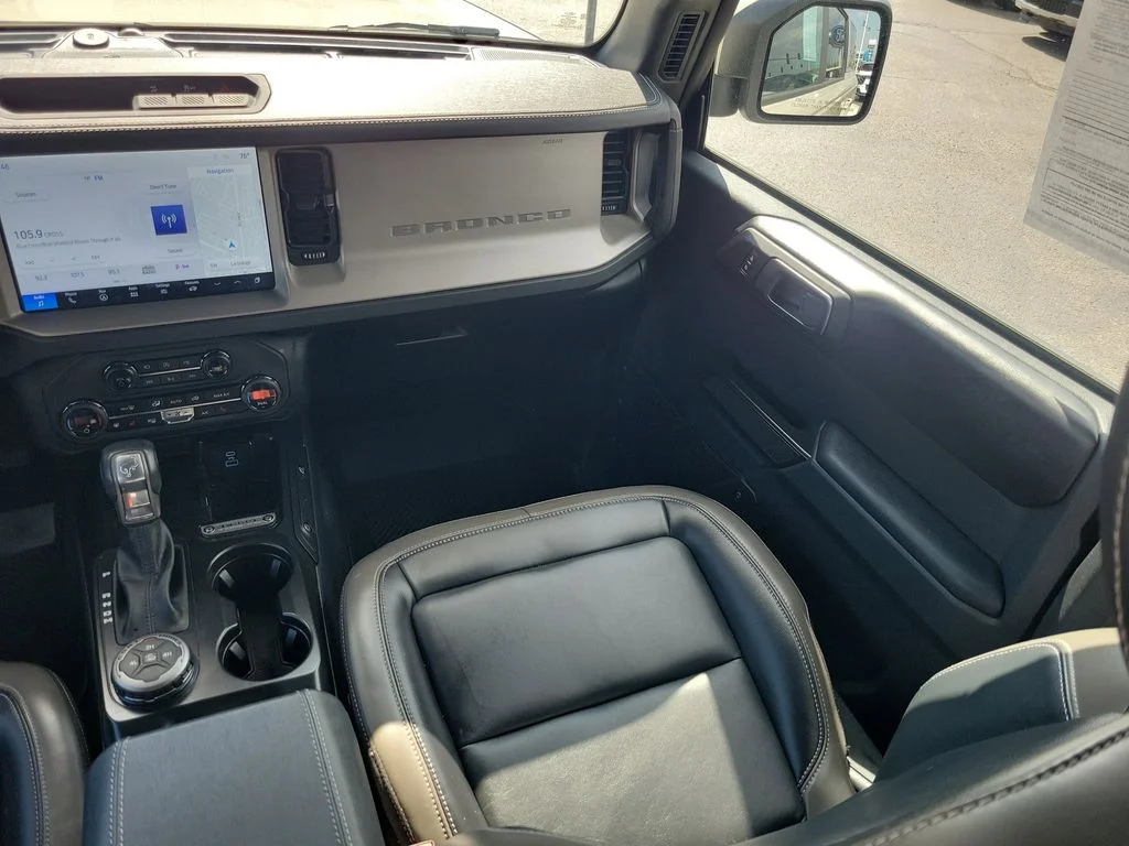 Used 2025 Ford Bronco - photo 12