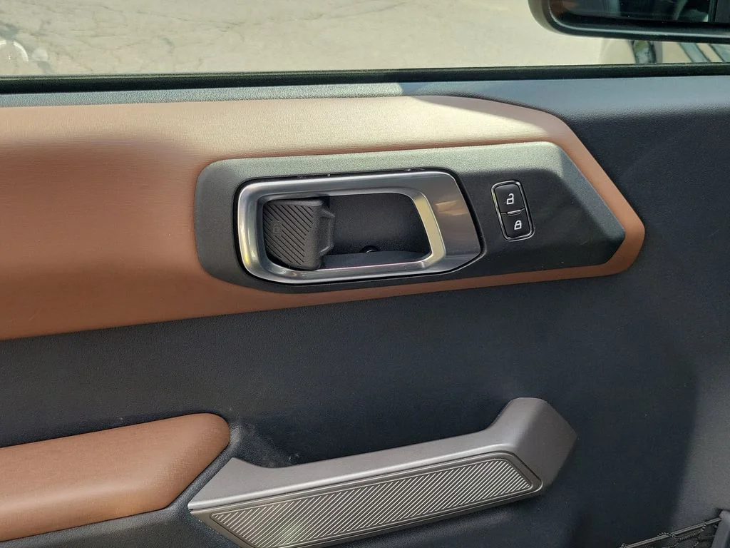 Used 2023 Ford Bronco - photo 15