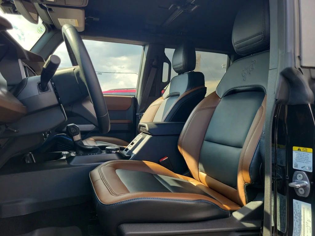 Used 2023 Ford Bronco - photo 16