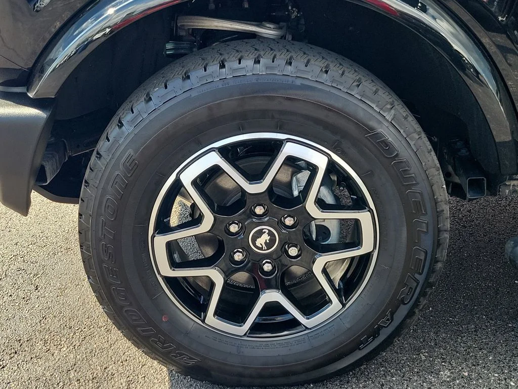 Used 2023 Ford Bronco - photo 29