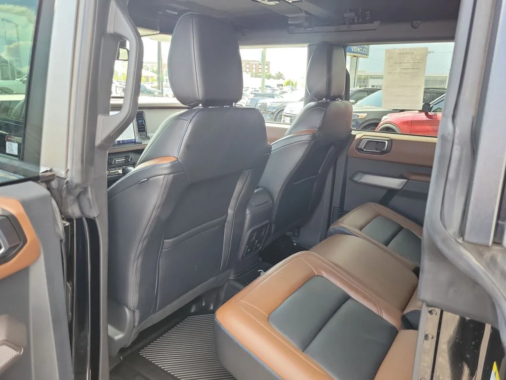 Used 2023 Ford Bronco - photo 9
