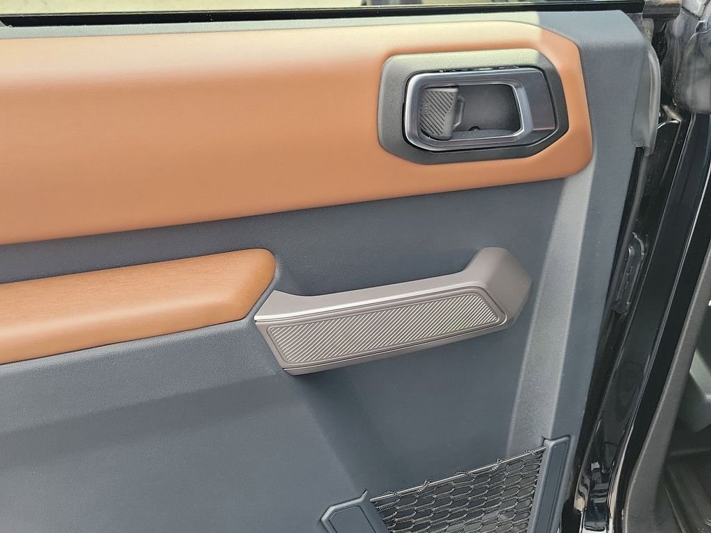 Used 2023 Ford Bronco - photo 10