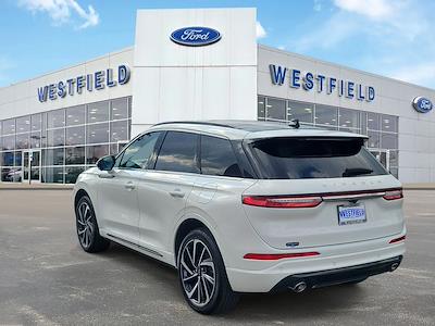 2025 Lincoln Corsair AWD SUV for sale #52757 - photo 2