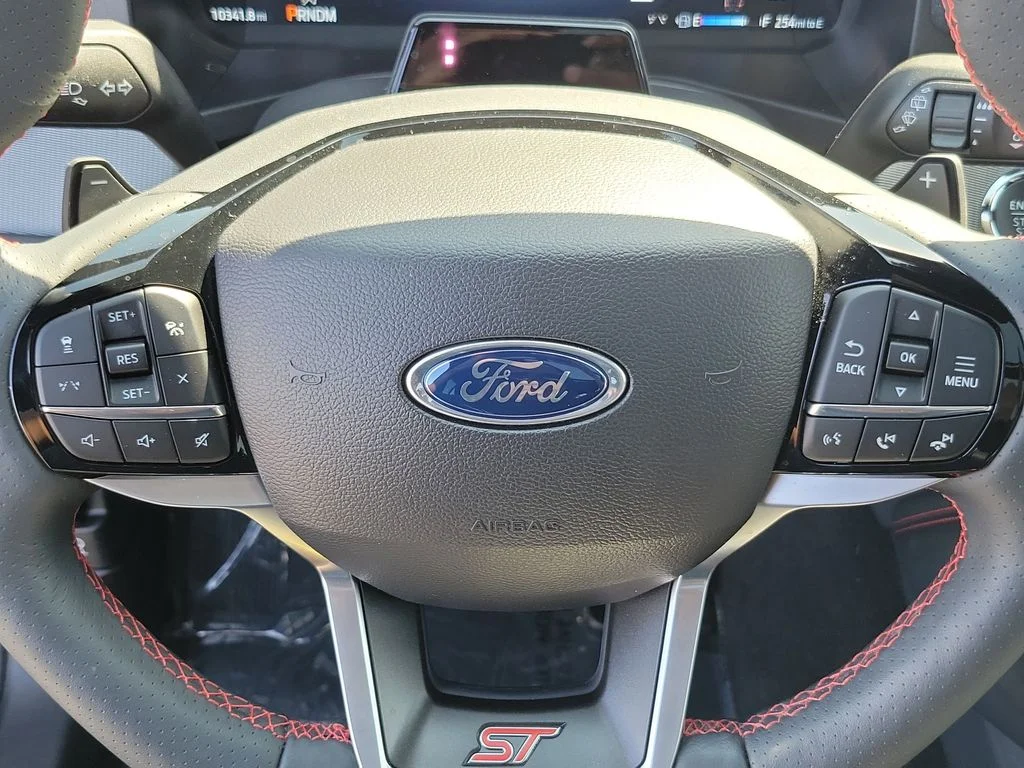 Used 2025 Ford Explorer - photo 25