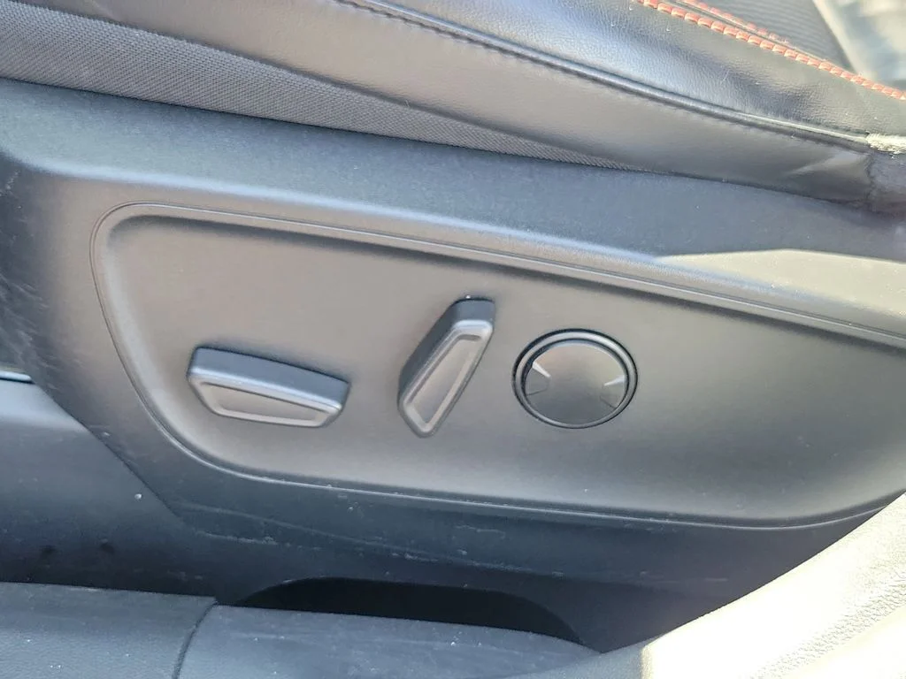 Used 2023 Ford Escape - photo 19