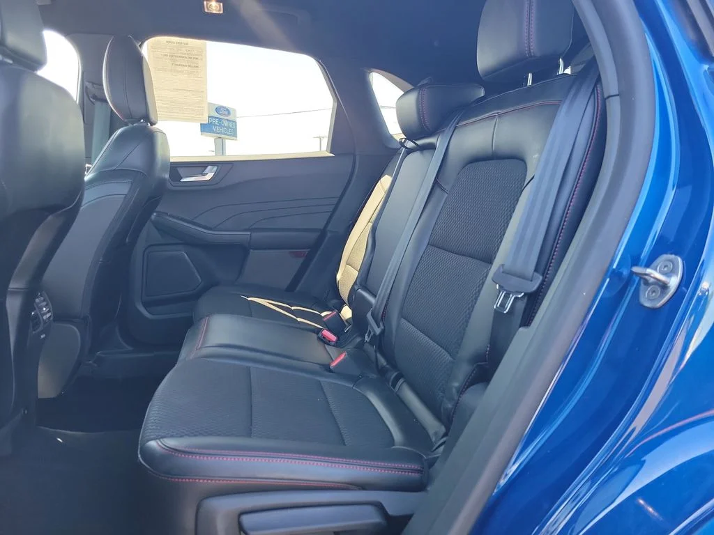 Used 2023 Ford Escape - photo 9