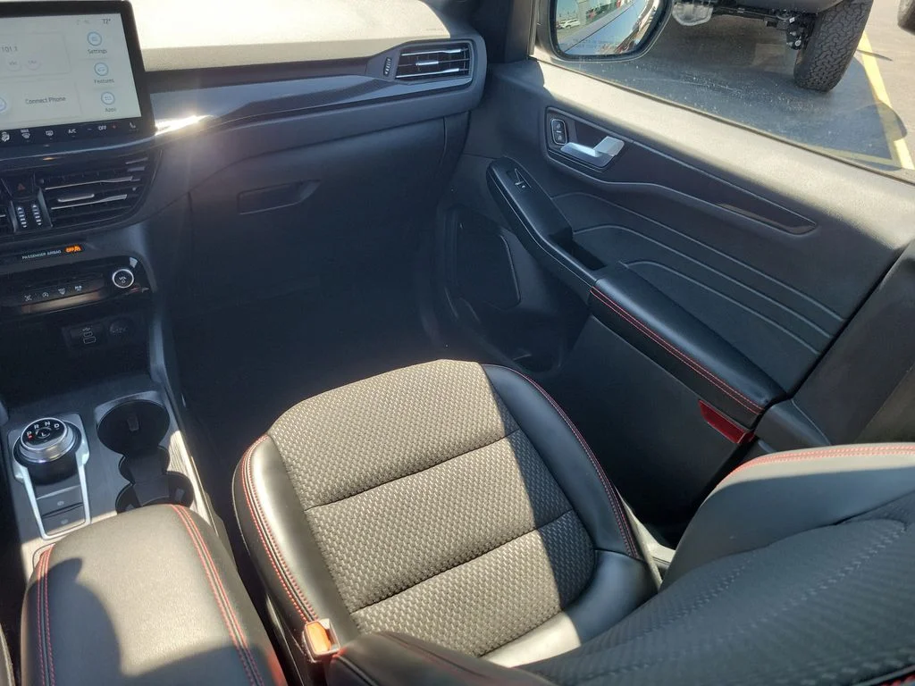 Used 2024 Ford Escape - photo 14