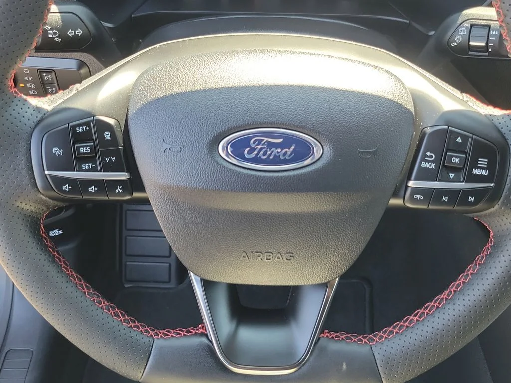 Used 2024 Ford Escape - photo 20