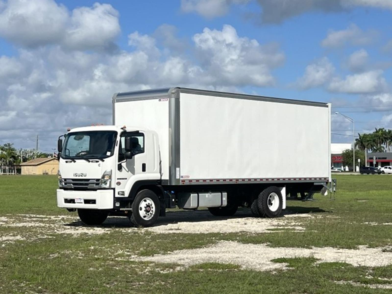 New 2025 Isuzu FTR - photo 1
