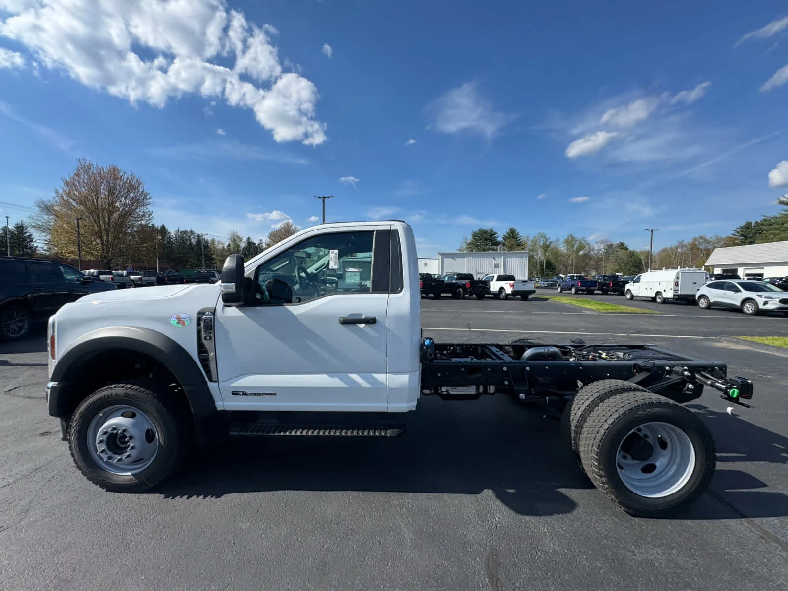 New 2026 Ford F-550 - photo 1
