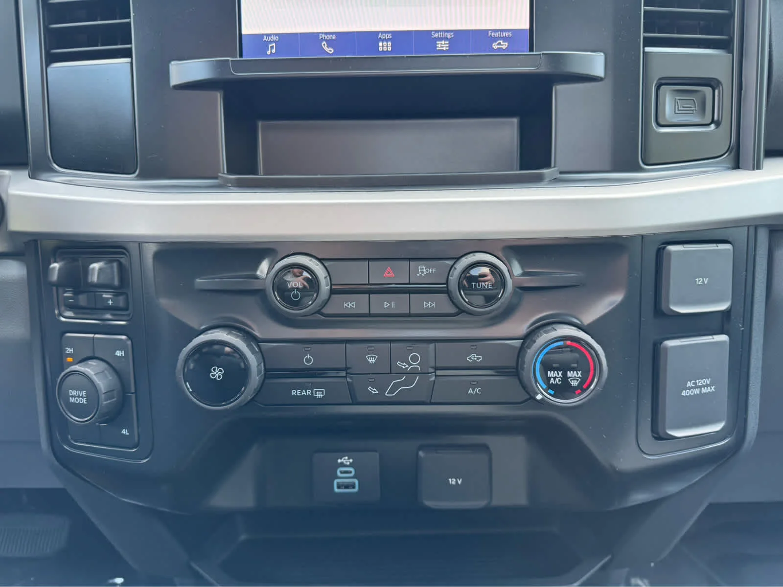 New 2026 Ford F-450 - photo 17