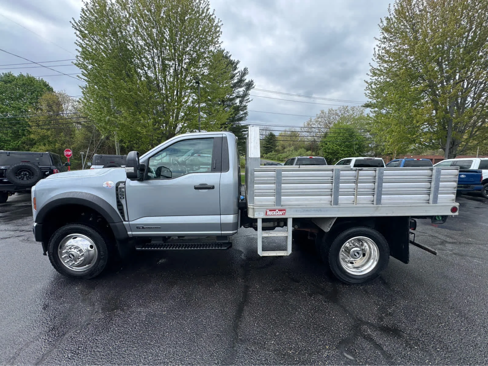 Used 2024 Ford F-550 - photo 1
