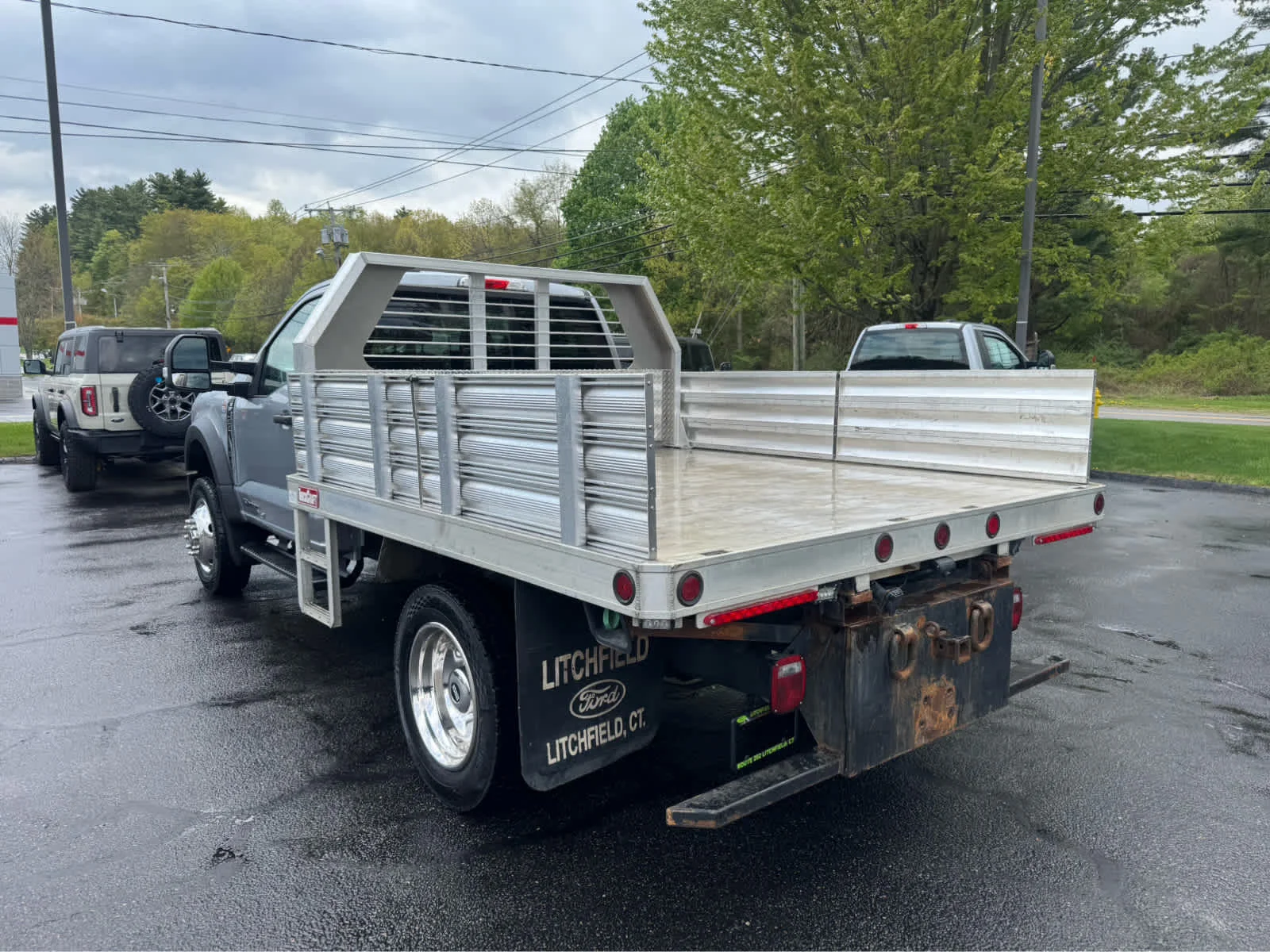 Used 2024 Ford F-550 - photo 2