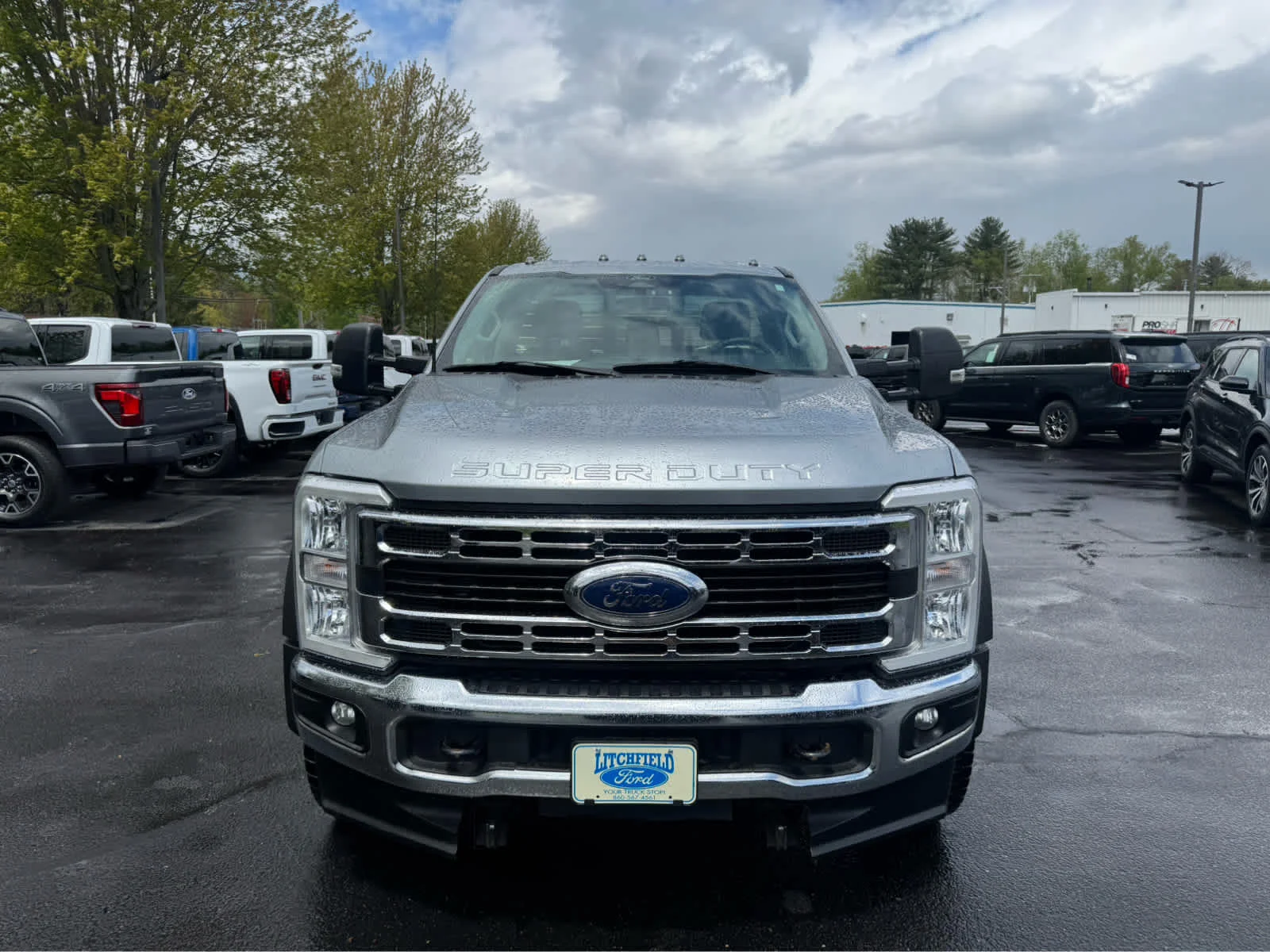 Used 2024 Ford F-550 - photo 9
