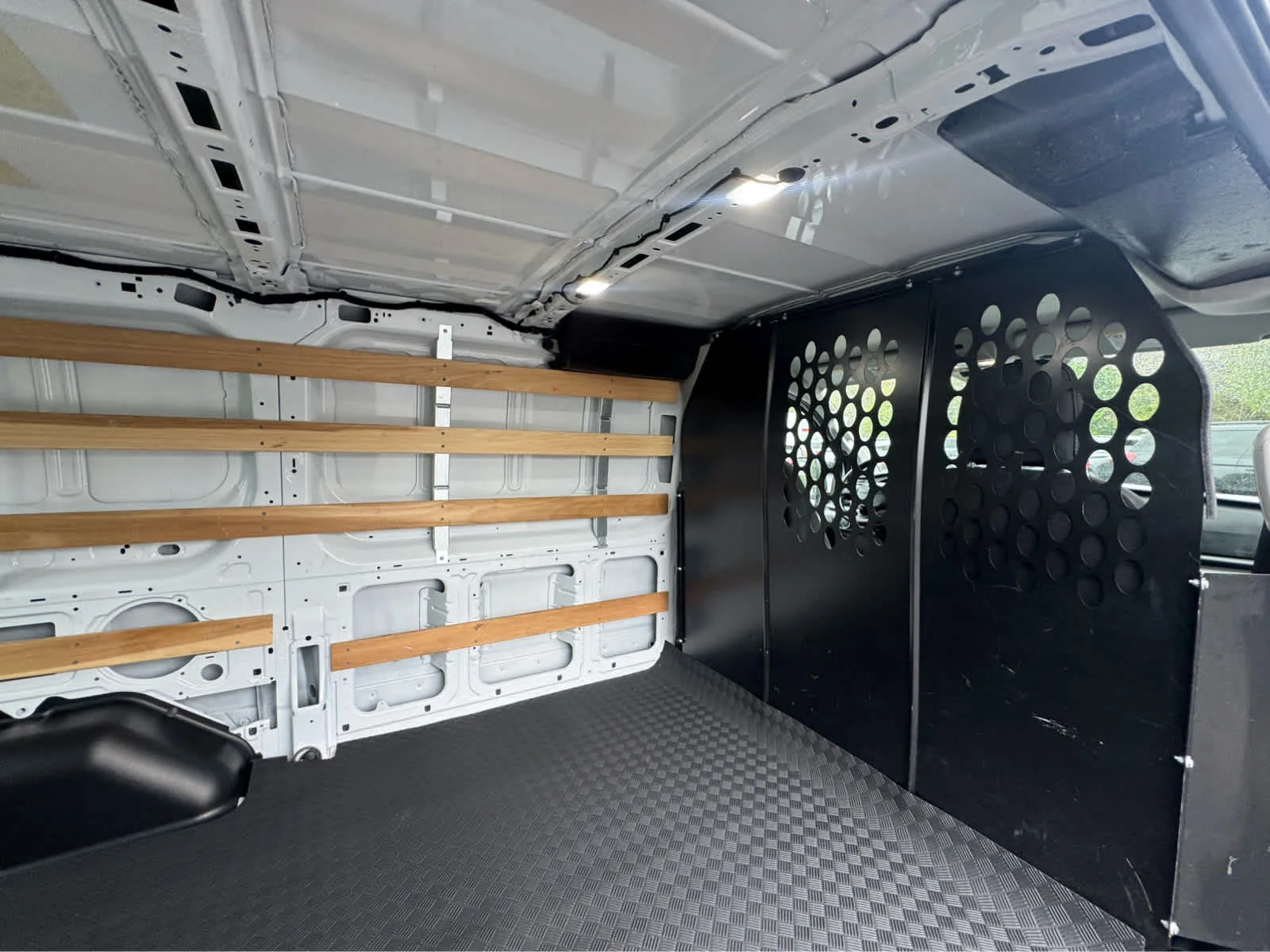 Used 2025 Ford Transit 250 - photo 11