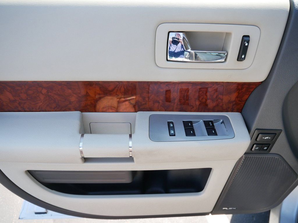 Used 2012 Ford Flex Limited - photo 10