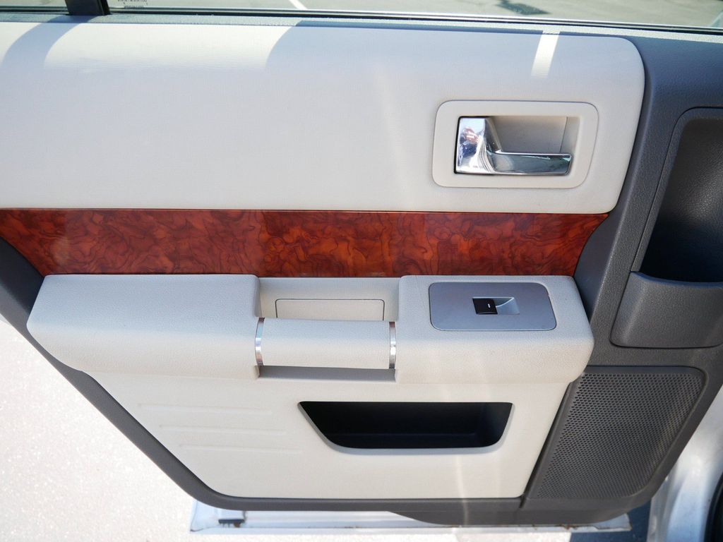 Used 2012 Ford Flex Limited - photo 14