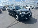 Used 2017 Ford Explorer XLT thumbnail 3