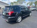 Used 2017 Ford Explorer XLT thumbnail 5