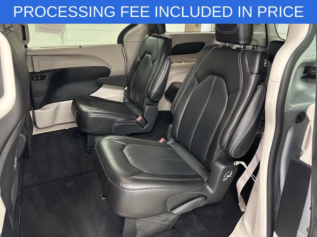 Used 2023 Chrysler Pacifica - photo 15