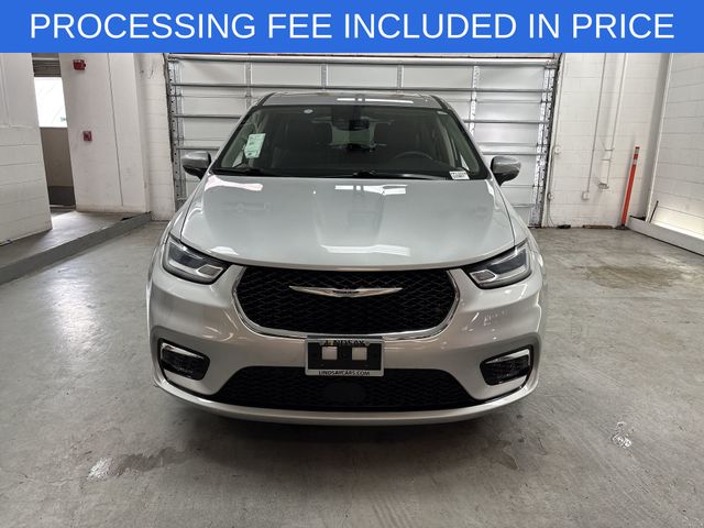 Used 2023 Chrysler Pacifica - photo 28