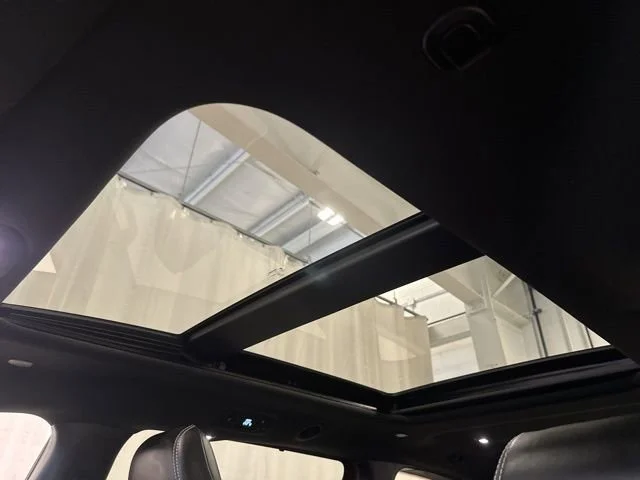 Used 2026 Chrysler Pacifica - photo 33