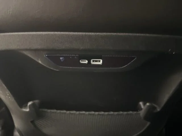 Used 2026 Chrysler Pacifica - photo 36