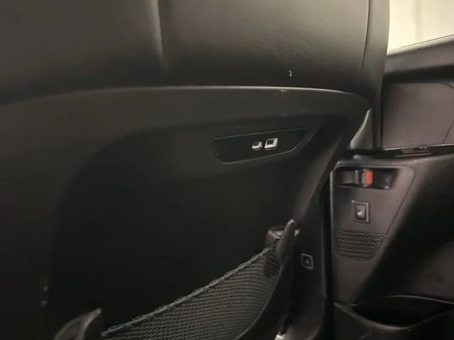 Used 2026 Chrysler Pacifica - photo 37