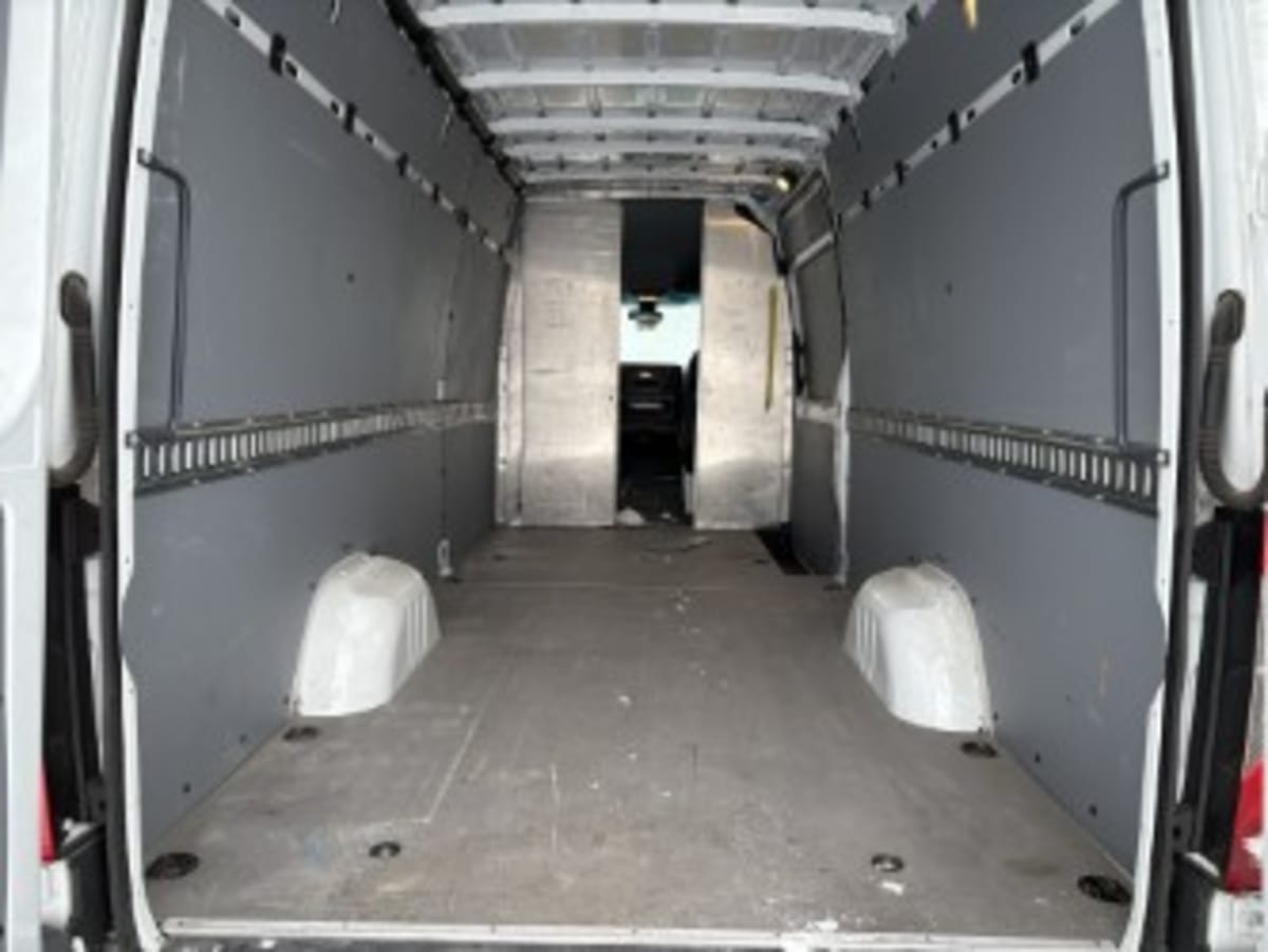 Used 2019 Freightliner Sprinter - photo 10