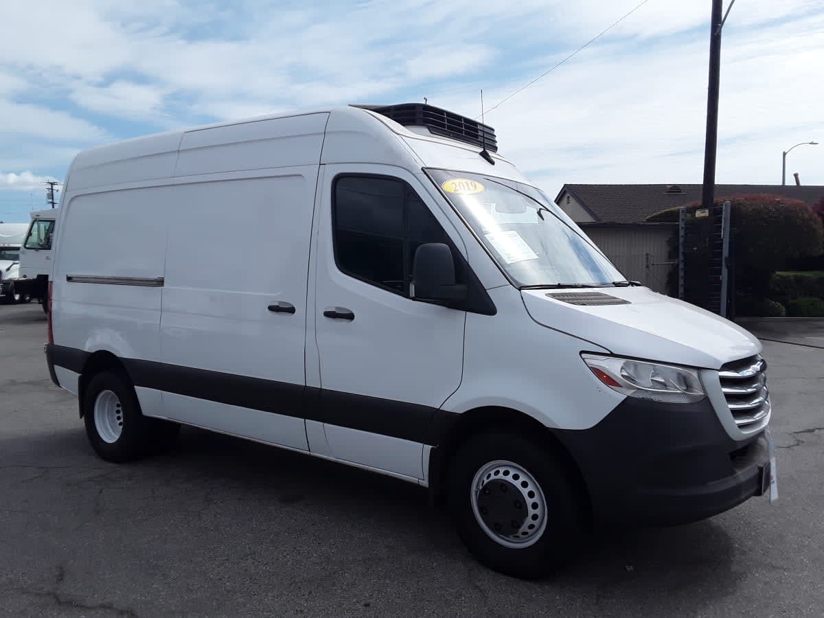 Used 2019 Freightliner Sprinter 3500 - photo 5