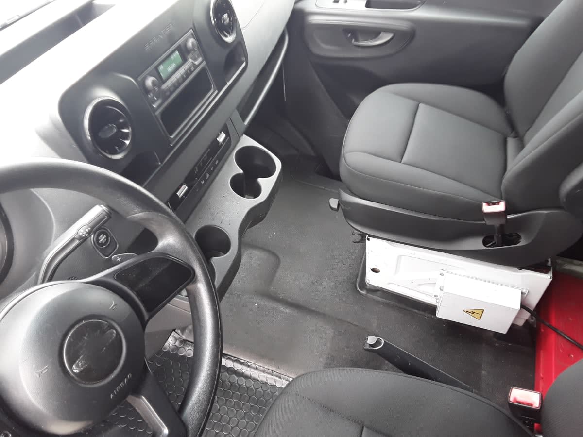 Used 2019 Freightliner Sprinter 3500 - photo 10
