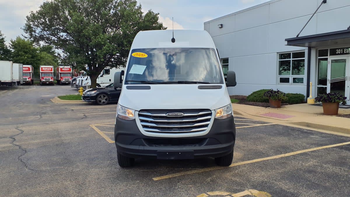Used 2020 Freightliner Sprinter 2500 - photo 2