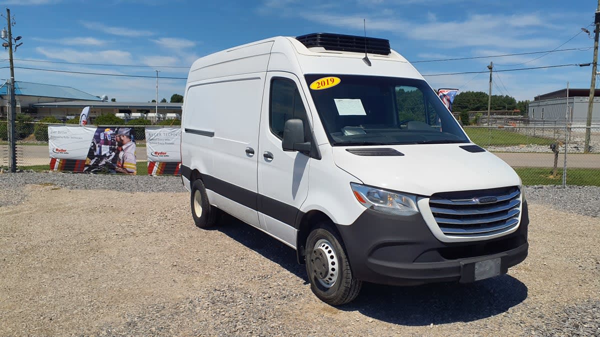 Used 2019 Freightliner Sprinter 3500 - photo 5