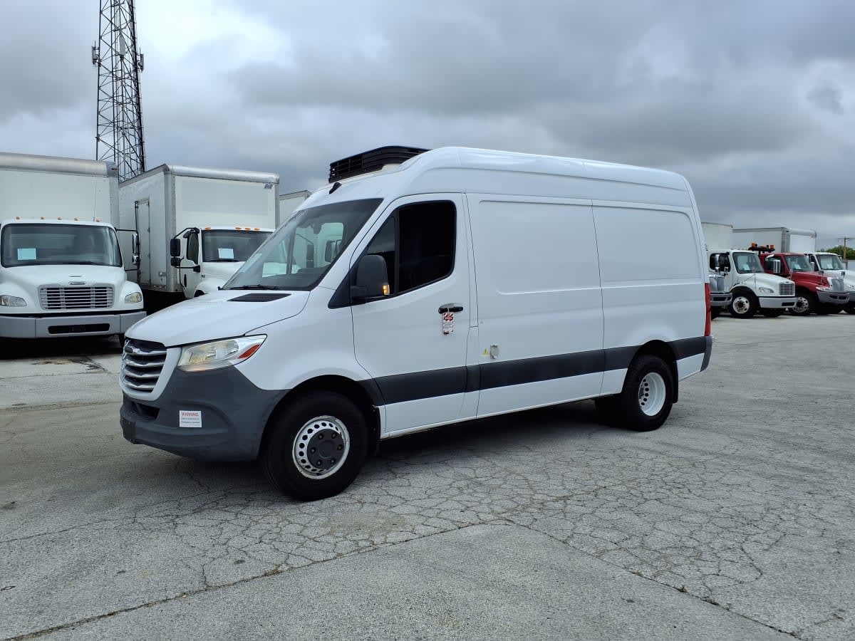 Used 2019 Freightliner Sprinter 3500 - photo 1