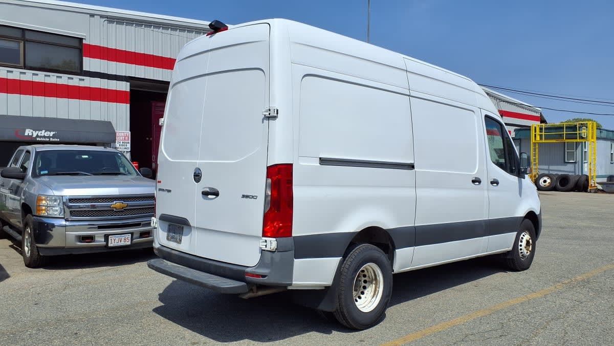 Used 2019 Freightliner Sprinter - photo 6