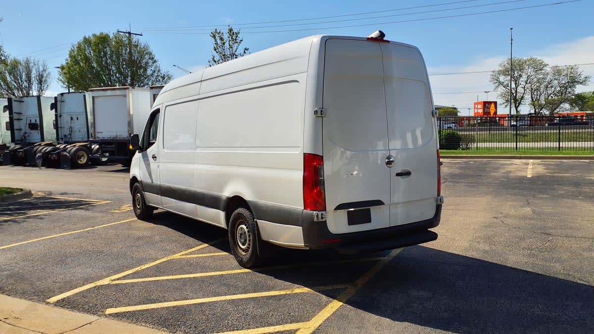 Used 2020 Freightliner Sprinter 2500 - photo 8