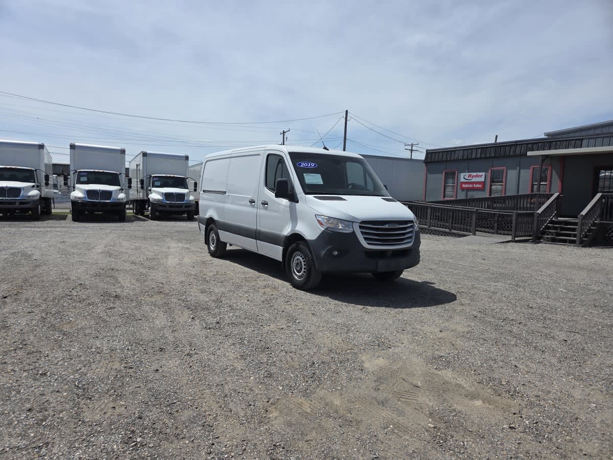 Used 2019 Freightliner Sprinter - photo 5
