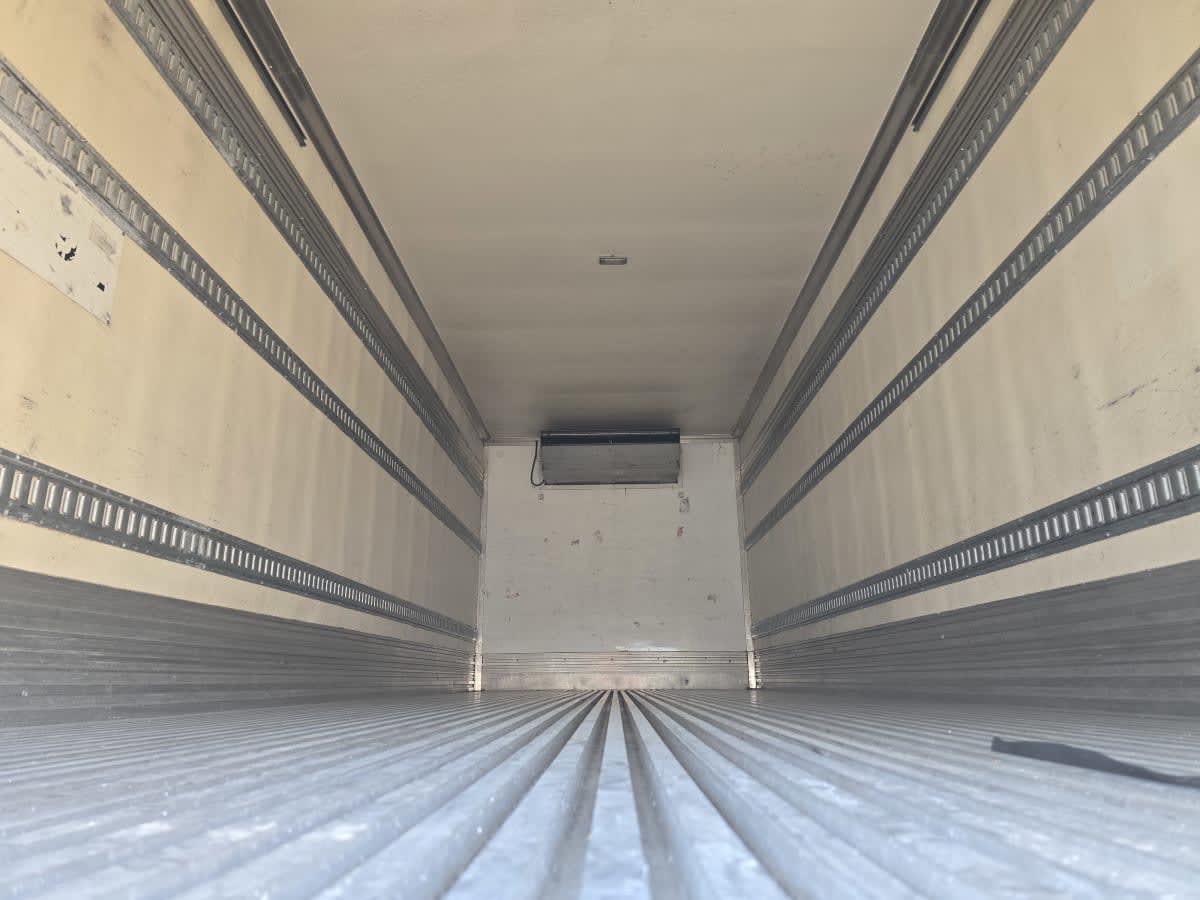 Used 2020 International MV - photo 11