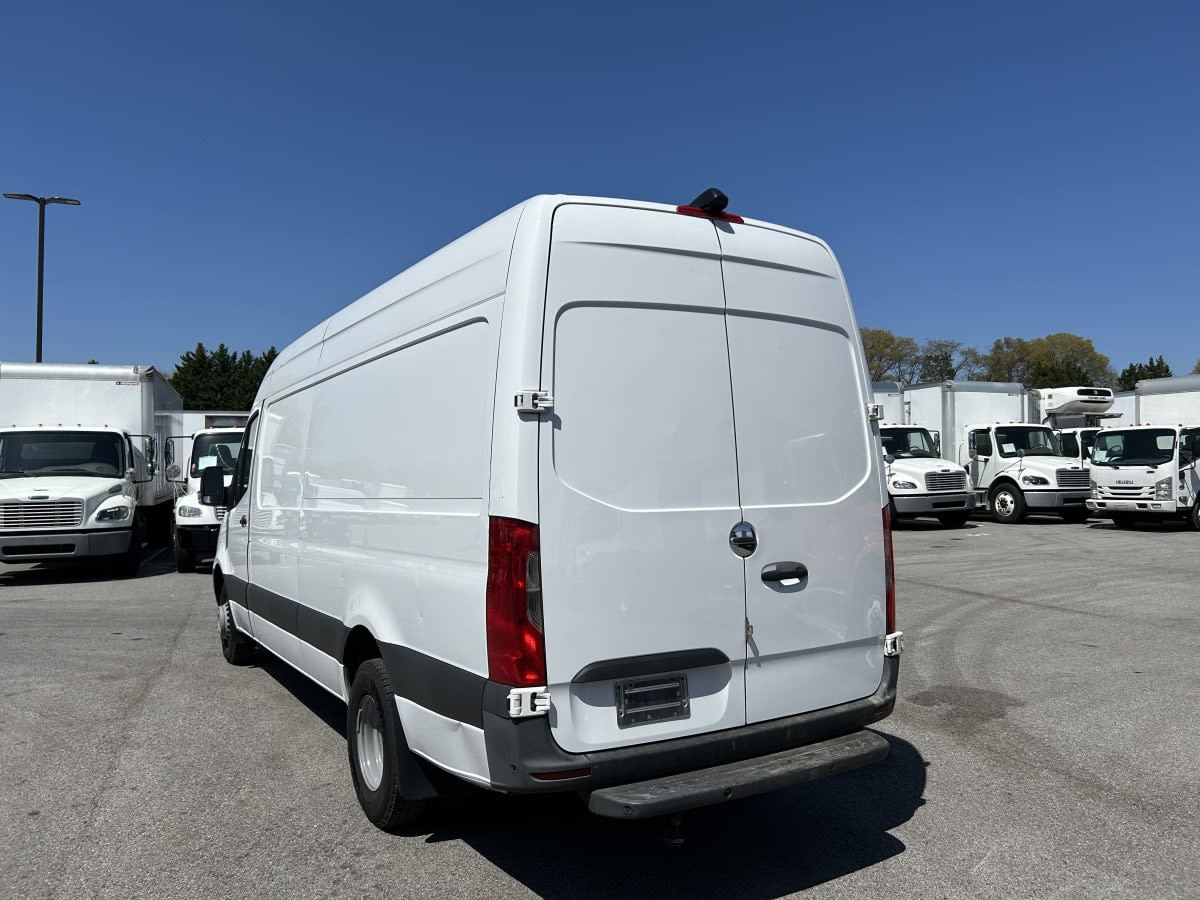 Used 2020 Freightliner Sprinter 3500XD - photo 7