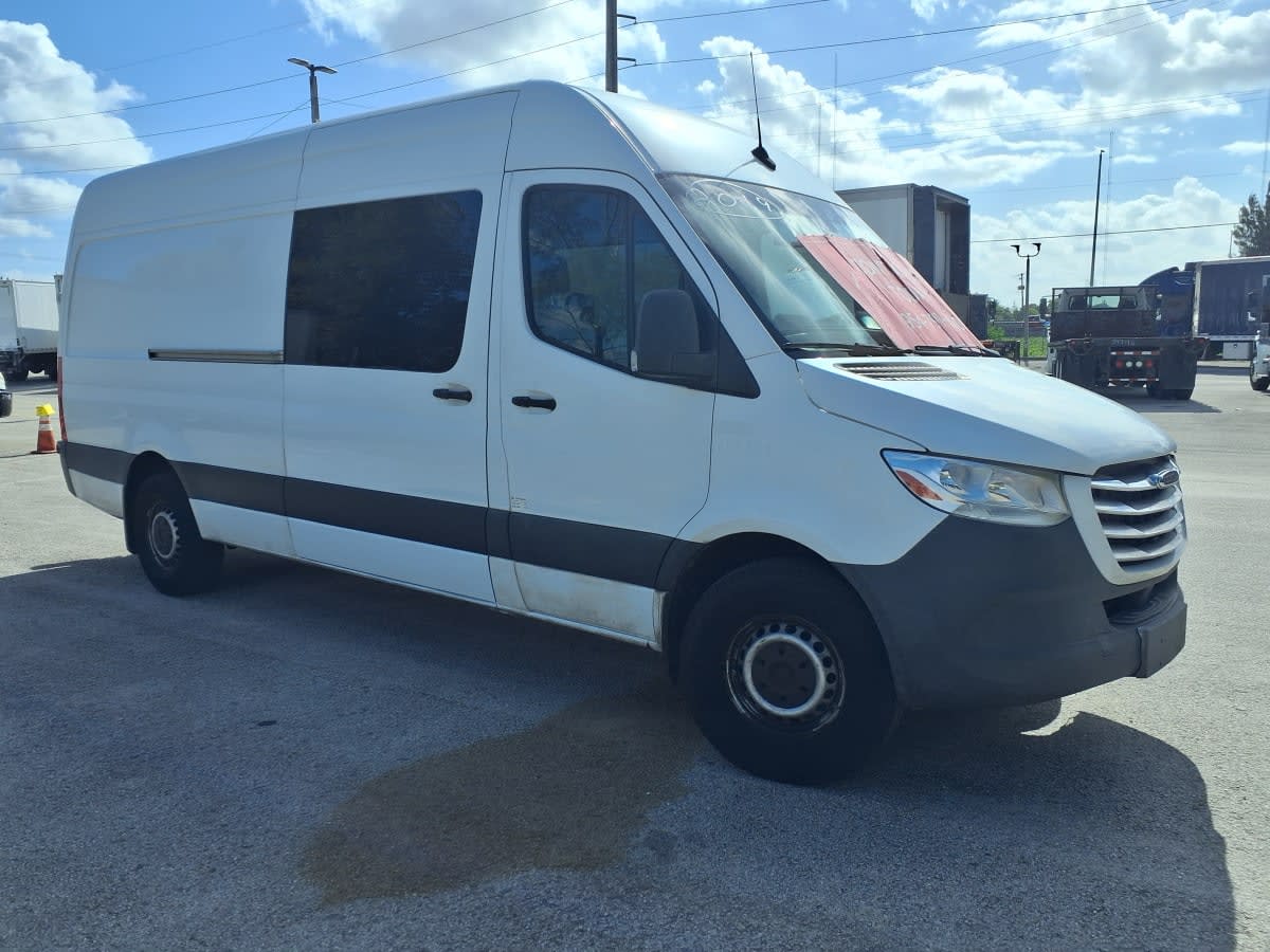 Used 2019 Freightliner Sprinter 3500 - photo 5
