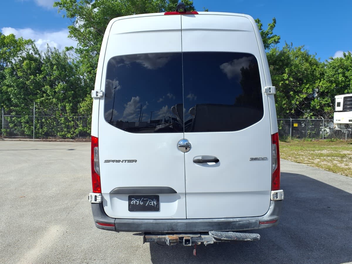 Used 2019 Freightliner Sprinter 3500 - photo 7