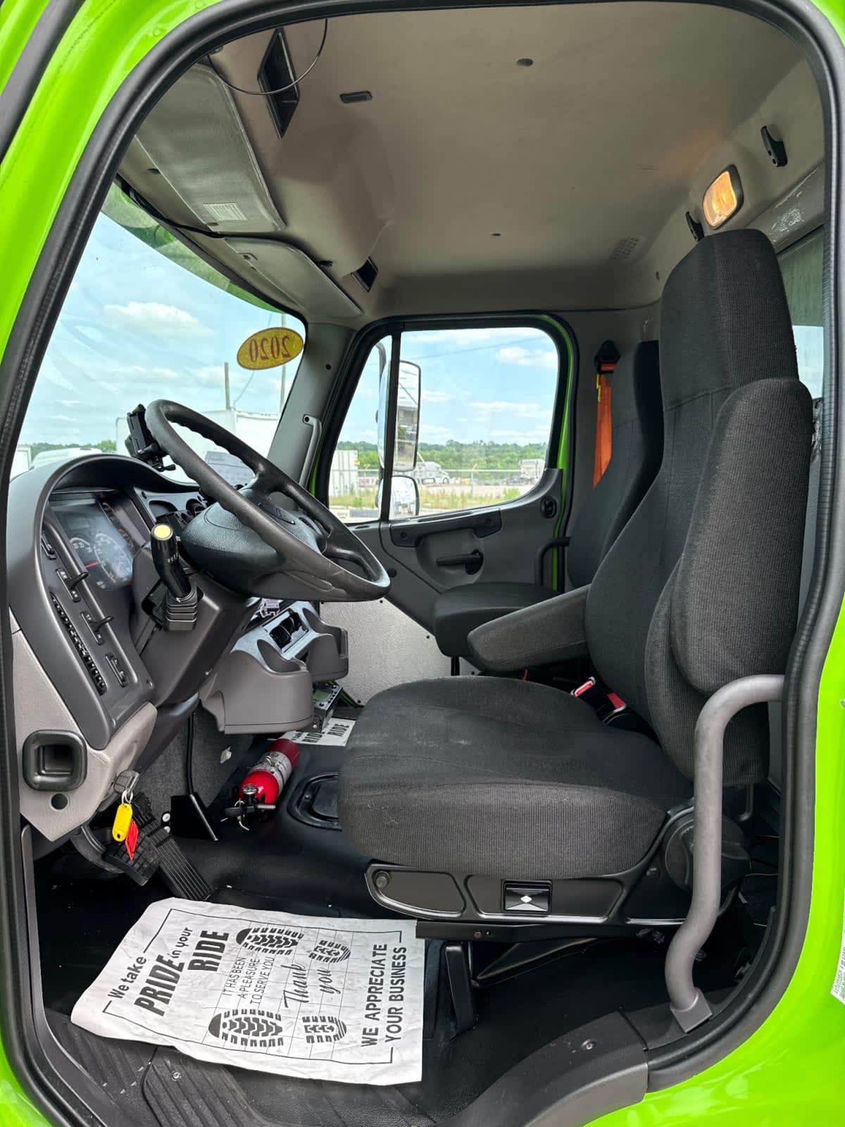 Used 2020 Freightliner M2 106 - photo 10