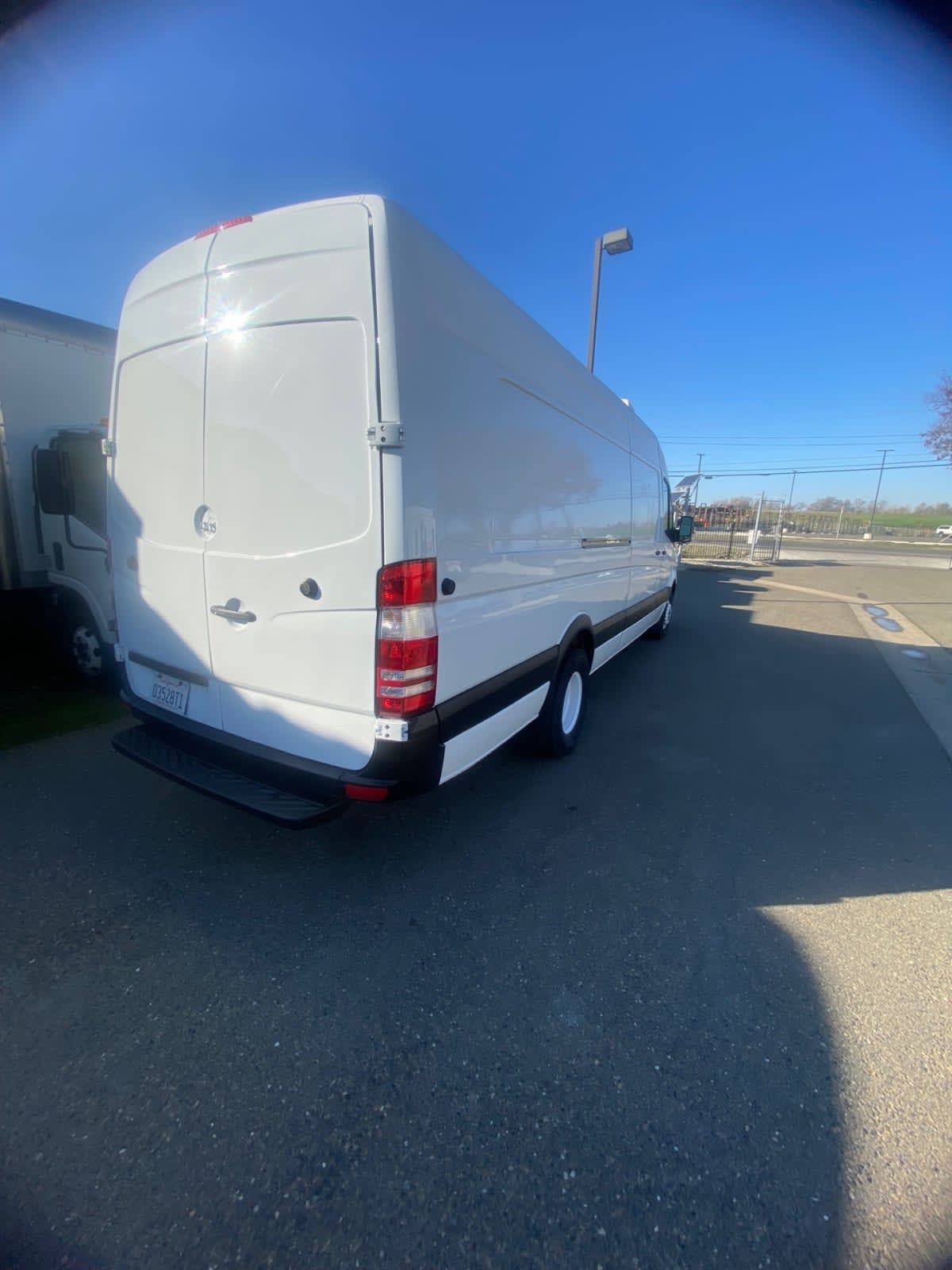 Used 2014 Freightliner Sprinter 3500 - photo 6