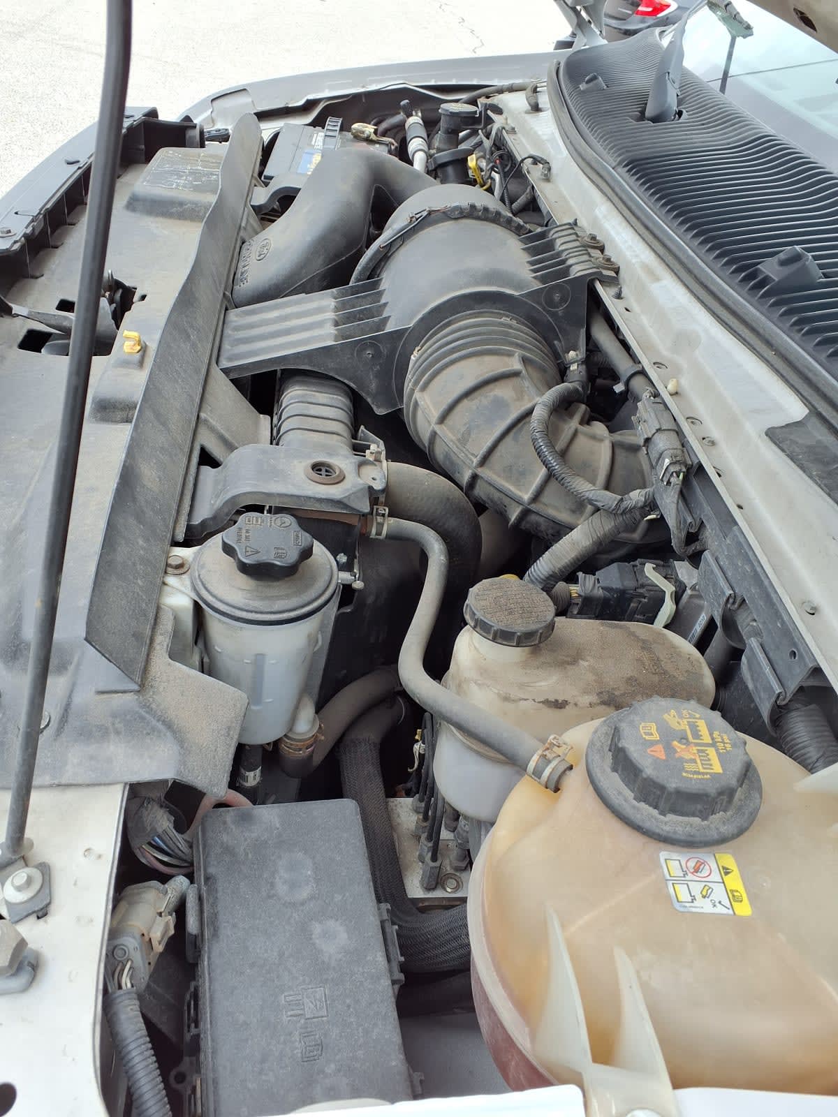 Used 2011 Ford E-350 - photo 11