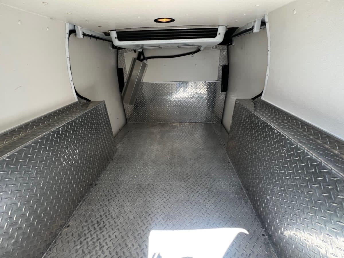 Used 2015 Ford Transit Connect - photo 2